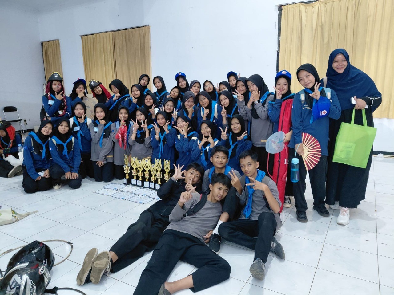 PMR MTSN 7 KUNINGAN RAIH PRESTASI GEMILANG DI YOUTH VOLUNTEER COMPETITION 2025